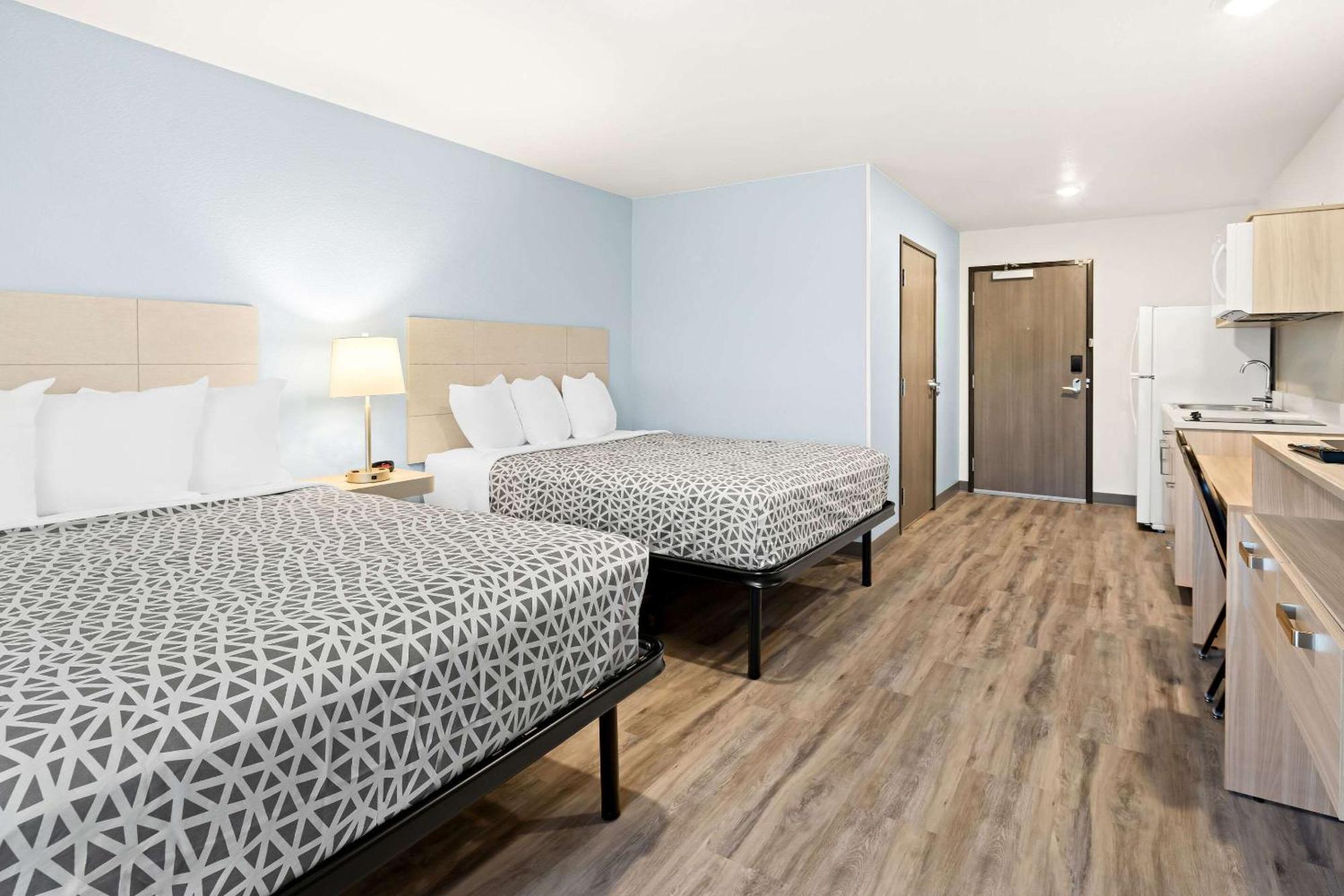 Woodspring Suites Billings Exterior photo